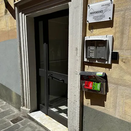 Apartment Indipendence